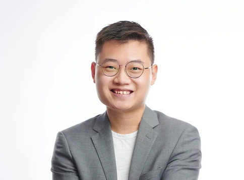 Yi Jun Mock, Co-Founder and President of Advisory Singapore, Deloitte Scholar.