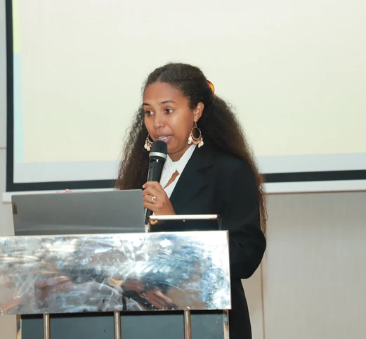 Belyndar M. Rikimani - Sina